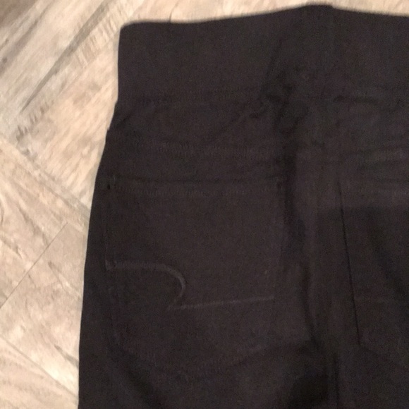 Women’s American Eagle Stretch Jeggings - Picture 4 of 5